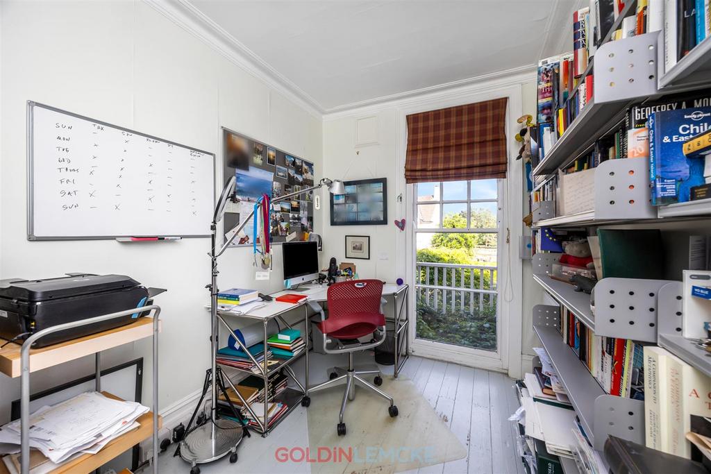 Bedroom/Study
