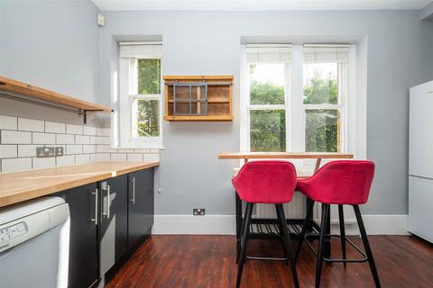 2 bedroom apartment for sale, Castellain Road, Maida Vale W9