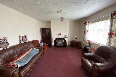 3 bedroom semi-detached house for sale, Corporation Avenue, Llanelli