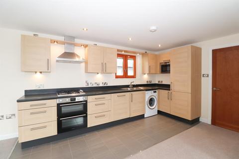 2 bedroom penthouse for sale, Abbey End, Kenilworth