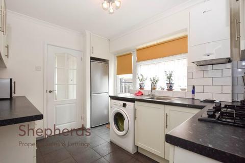 19 Windsor Close, Cheshunt, Waltham Cross, EN7 5LW