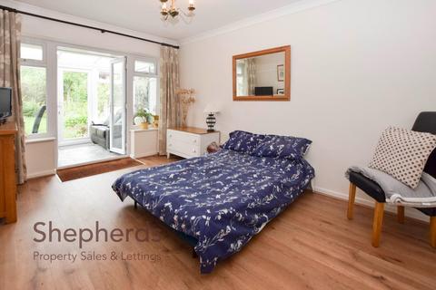 19 Windsor Close, Cheshunt, Waltham Cross, EN7 5LW