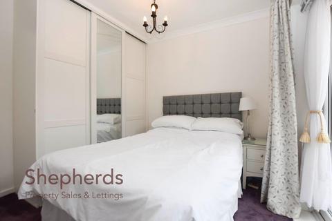 19 Windsor Close, Cheshunt, Waltham Cross, EN7 5LW