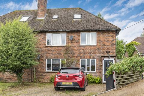 7 Bourne Vale, Plaxtol, Sevenoaks, TN15 0QT