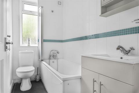 7 Bourne Vale, Plaxtol, Sevenoaks, TN15 0QT