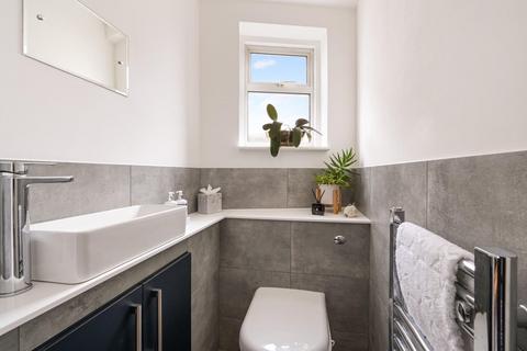 9 Elm Way, Epsom, KT19 0HB