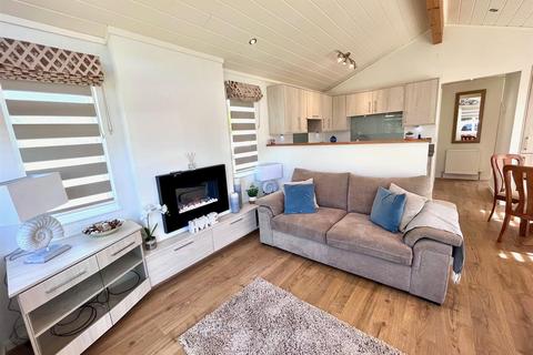 3 bedroom park home for sale, Plas Coch Country & Leisure Retreat, Llanfairpwll