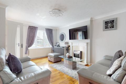 39 Haddon, Great Holm, Milton Keynes, MK8 9DD