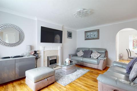 39 Haddon, Great Holm, Milton Keynes, MK8 9DD