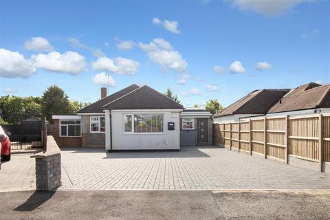 4 bedroom detached bungalow for sale, Warners Road, Newton Longville, Milton Keynes