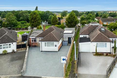 4 bedroom detached bungalow for sale, Warners Road, Newton Longville, Milton Keynes