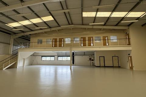 Industrial unit to rent, Unit 100C, Ashchurch Business Centre, Alexandra Way, Ashchurch, Tewkesbury, Gloucestershire, GL20 8TD