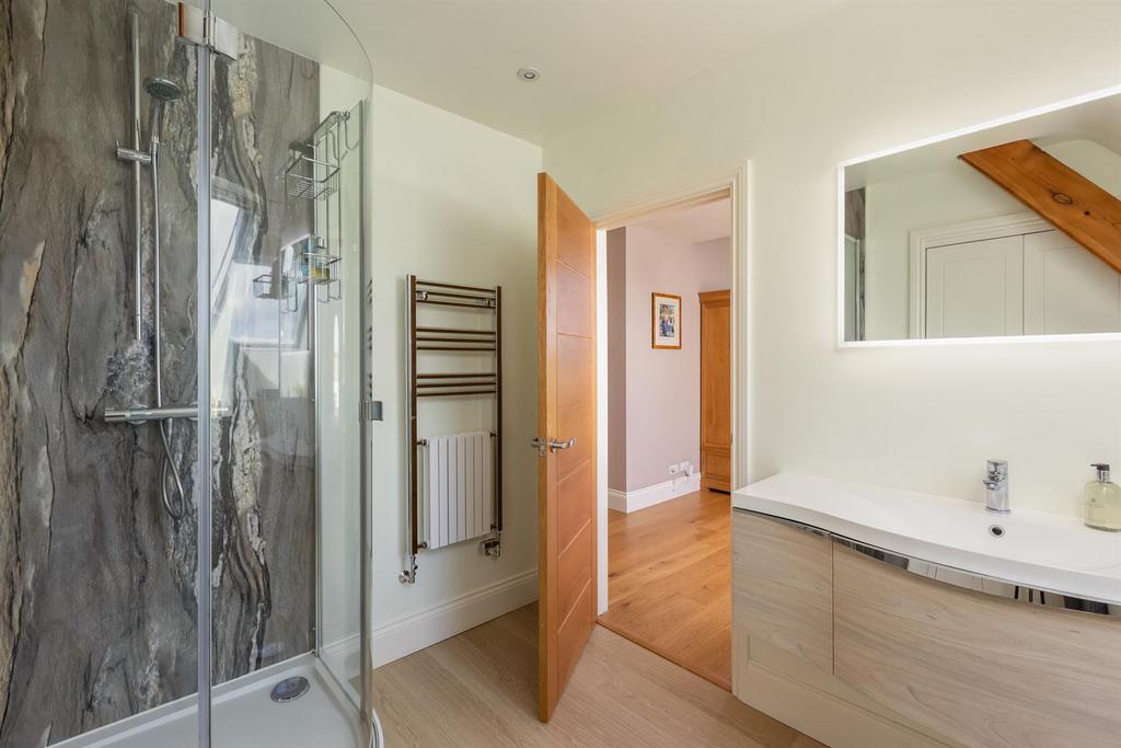Bedroom 1 En Suite