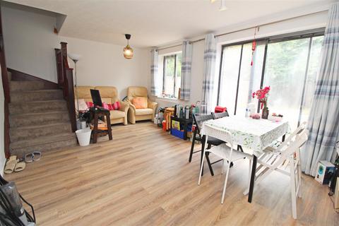 3 bedroom terraced house for sale, The Oval, Oldbrook, Milton Keynes