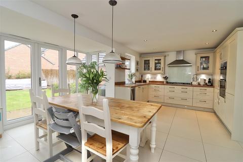43 Burnby Lane, Pocklington, York, YO42 1UJ