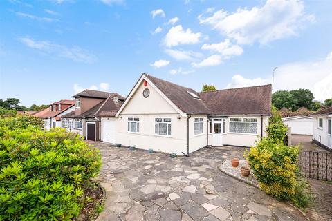 3 bedroom detached bungalow for sale, Waterer Gardens, Burgh Heath, Tadworth