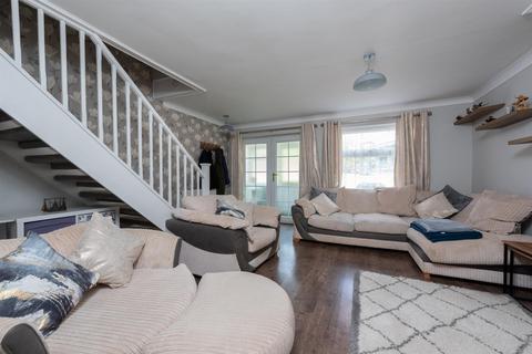 3 bedroom end of terrace house for sale, Budds Close, Basingstoke RG21