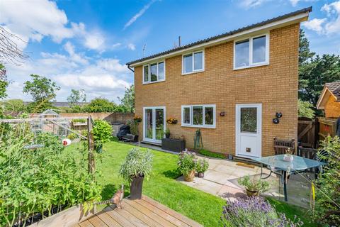 85 Lower Harlings, Shotley Gate, Ipswich, IP9 1RP