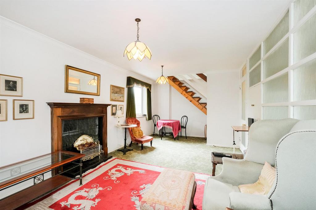127 Queenswood Gardens-11 web.jpg