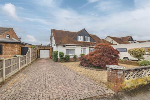 4 bedroom house for sale, Smiths Lane, Windsor