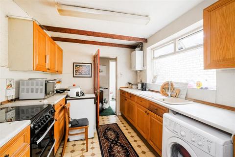 22 Palamos Road, London, E10 7JF