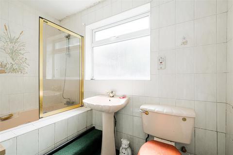 22 Palamos Road, London, E10 7JF