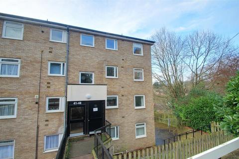 44 The Cornfields, Hemel Hempstead, HP1 1UB