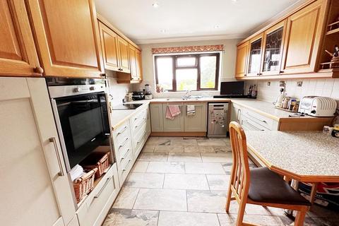 2 bedroom detached bungalow for sale, School Road, Pattishall