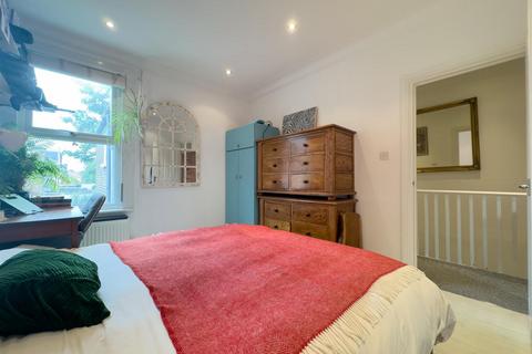 2 bedroom maisonette for sale, Harold Road, Upton Park, E13 0SF
