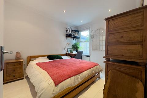 2 bedroom maisonette for sale, Harold Road, Upton Park, E13 0SF