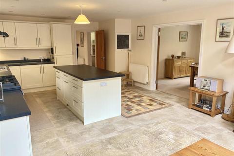 1 Helmeth Road, Church Stretton, SY6 7AS