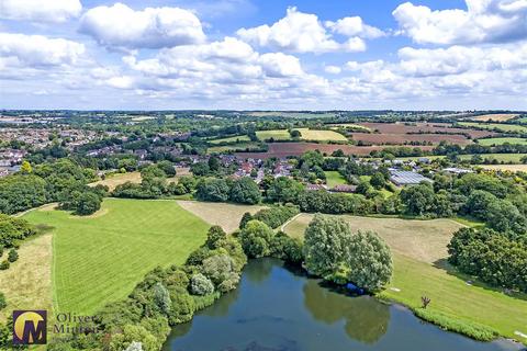 4 bedroom detached house for sale, Tatsfield Avenue, Nazeing