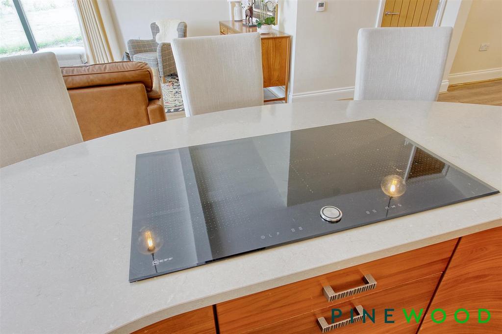Kitchen/family room