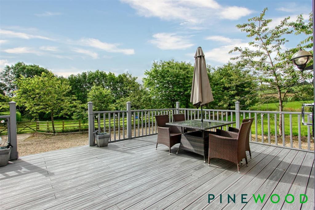 Decking to side
