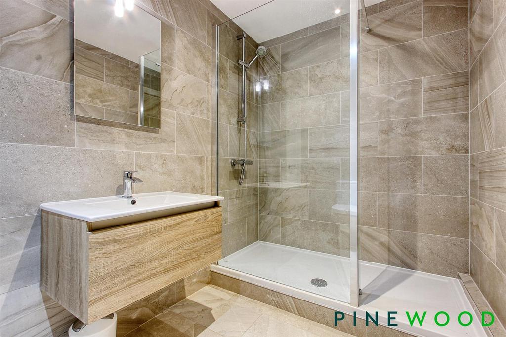 Bedroom two ensuite