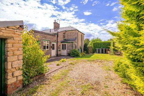 3 bedroom semi-detached house for sale, Heath Road, Scopwick, Lincoln, Lincolnshire, LN4 3NU