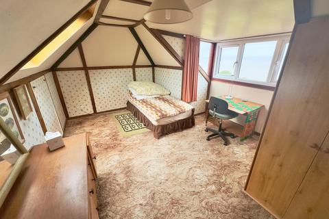 11 Hillcrest Road, Portishead, Bristol, BS20 8HS