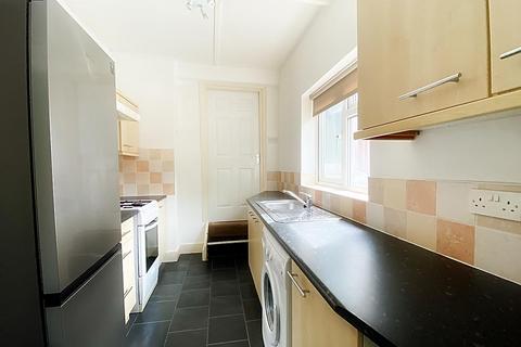 2 bedroom apartment for sale, Roland Road, Wallsend