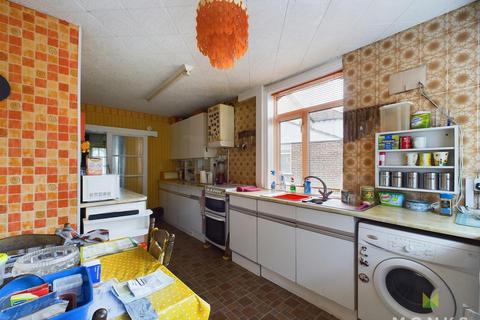 3 bedroom semi-detached house for sale, Featherbed Lane, Shrewsbury