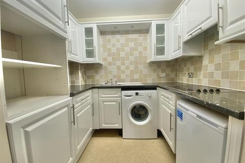 2 bedroom flat for sale, Willow Court, Swansea SA3