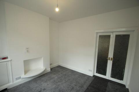 2 bedroom terraced house to rent, Cecilia Road, Leicester