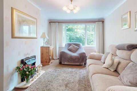 3 bedroom semi-detached bungalow for sale, St. Annes Close, Coggeshall