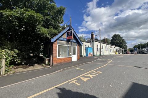 Shop to rent, Whyteleafe CR3