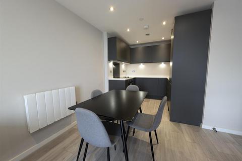 2 bedroom apartment to rent, Park Central, 11 Jesse Hartley Way, Liverpool