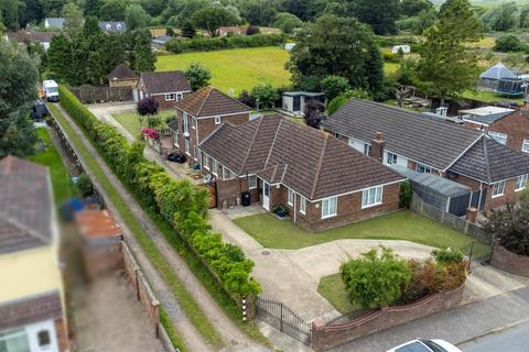 3 bedroom detached house for sale, Station Road North, Belton, Great Yarmouth