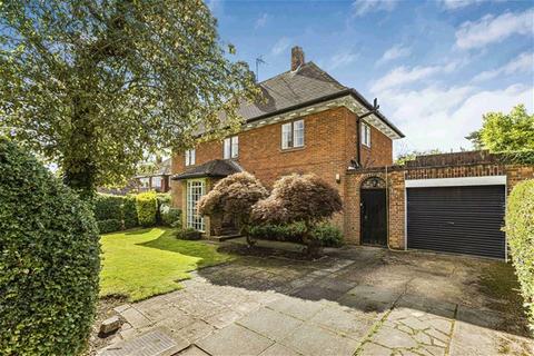 3 bedroom detached house for sale, Harpenden AL5