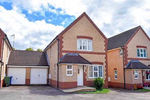 3 bedroom detached house for sale, Herbert Gardens, Towcester, NN12