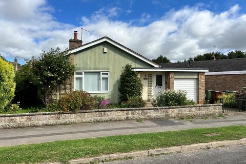 2 bedroom bungalow for sale, Hunters Field, Stanford in the Vale, Faringdon, Oxfordshire, SN7