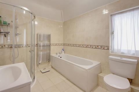 20 Sherwoods Road, Watford, WD19 4AZ