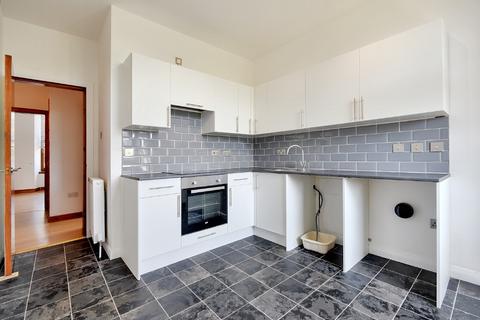 2 bedroom flat to rent, Nelson Street, Inverclyde, Greenock, PA15